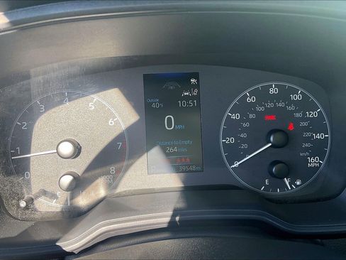 Used 2024 Toyota Corolla LE image 25