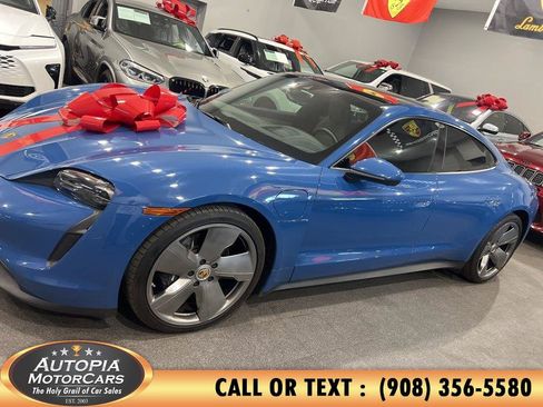 Used 2023 Porsche Taycan w/ Premium Package RWD image 3