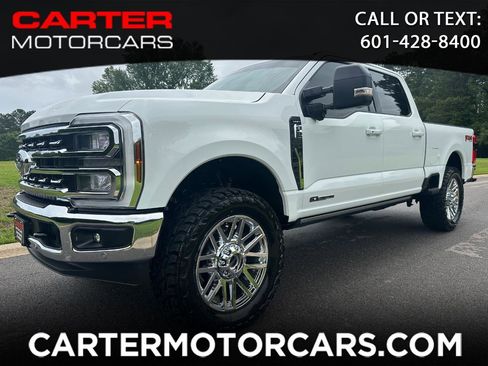 Used 2025 Ford F250 Lariat w/ Lariat Ultimate Package AWD/4WD image 1