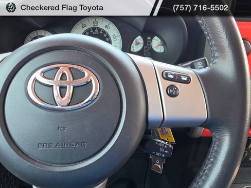 Used 2014 Toyota FJ Cruiser 4WD w/ Upgrade Package image 14