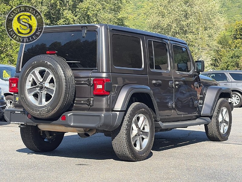 Used 2019 Jeep Wrangler Unlimited Sahara w/ LED Lighting Group AWD/4WD image 6