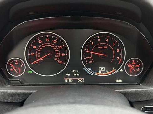 Used 2018 BMW 330i xDrive 330i xDrive AWD 4dr Sedan w/ Convenience Package image 23