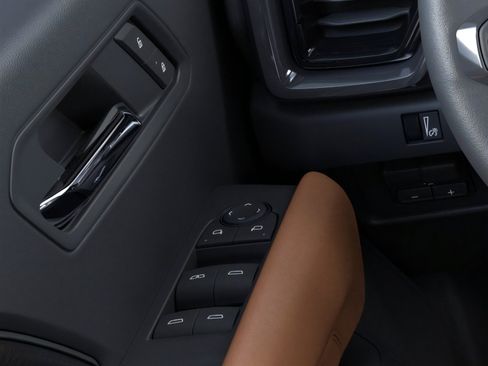 New 2026 GMC Canyon AT4 image 22