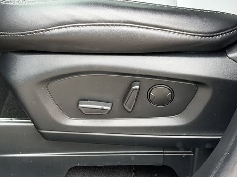 Certified 2024 Ford Explorer XLT w/ Equipment Group 202A image 17