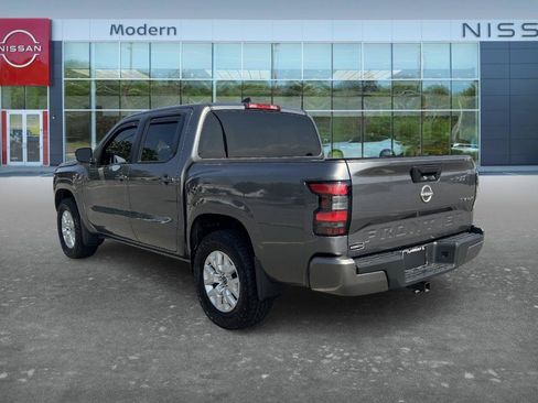 Certified 2023 Nissan Frontier SV AWD/4WD image 7