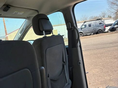 Used 2010 Chrysler Town & Country Touring image 36