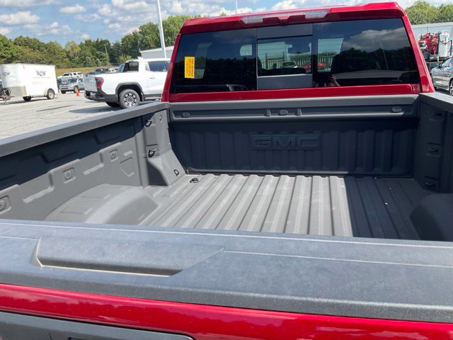 Used 2025 GMC Sierra 2500 SLT w/ SLT Convenience Package AWD/4WD image 8