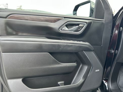 Used 2023 Chevrolet Tahoe Z71 w/ Z71 Off-Road Package image 24