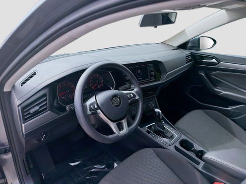Certified 2021 Volkswagen Jetta S image 9