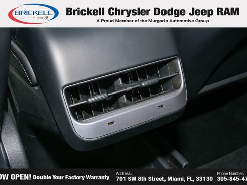 Used 2025 Tesla Model Y Performance AWD/4WD image 19