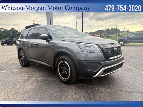 Used 2024 Nissan Pathfinder Rock Creek AWD/4WD image 4
