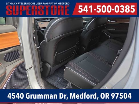 New 2026 Jeep Grand Cherokee Summit AWD/4WD image 20
