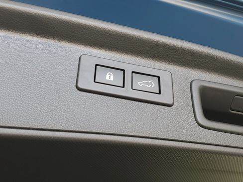 Used 2025 Subaru Forester Wilderness AWD/4WD image 35