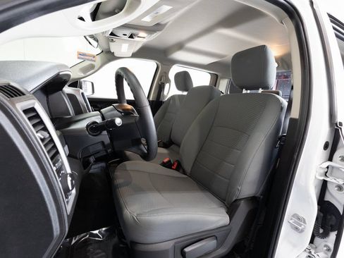 Used 2019 RAM 1500 Express w/ Express Value Package RWD image 18