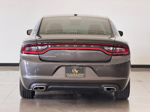 Used 2022 Dodge Charger SXT RWD image 6