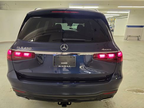 New 2026 Mercedes-Benz GLS 450 4MATIC image 4