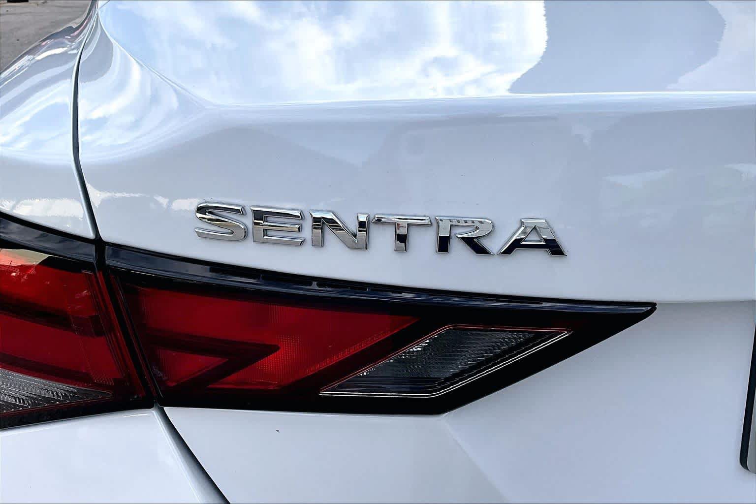 Certified 2023 Nissan Sentra SV FWD image 10