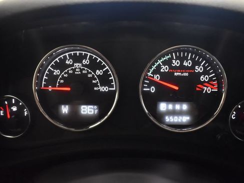 Used 2018 Jeep Wrangler Unlimited Rubicon AWD/4WD image 23