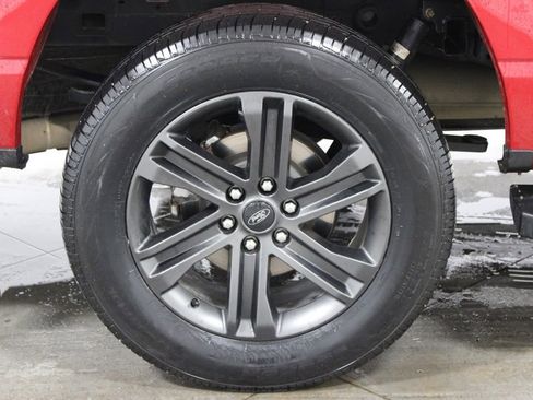 Used 2021 Ford F150 Lariat image 13