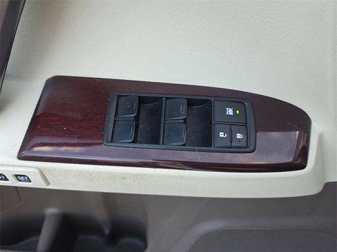 Used 2015 Lexus GX 460 460 image 29