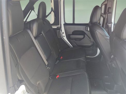 Used 2023 Jeep Wrangler Freedom Edition w/ LED Headlamp & Fog Lamp Group image 14