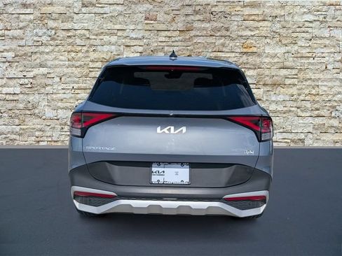 Certified 2025 Kia Sportage EX FWD image 6