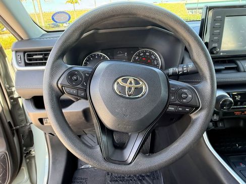 Used 2021 Toyota RAV4 XLE image 30