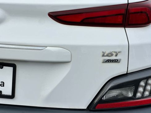 Used 2023 Hyundai Kona Limited AWD/4WD image 12