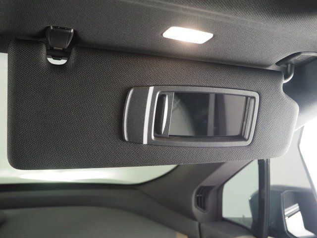 Used 2024 BMW iX xDrive50 w/ Sport Package AWD/4WD image 83