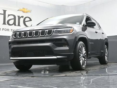 Used 2023 Jeep Compass Limited w/ Elite Group AWD/4WD image 4
