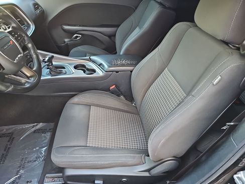 Used 2019 Dodge Challenger SXT w/ Blacktop Package RWD image 15