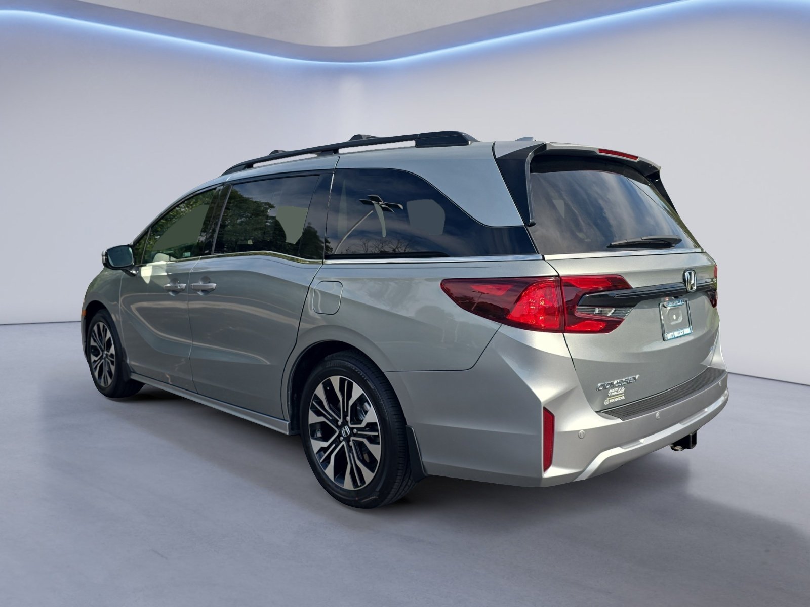 New 2027 Honda Odyssey Elite image 3