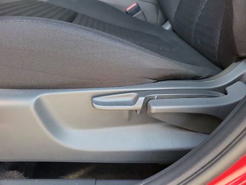 Used 2025 Mitsubishi Eclipse Cross ES image 11