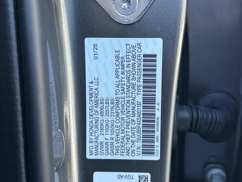 Certified 2025 Acura TLX w/ Technology Package image 31