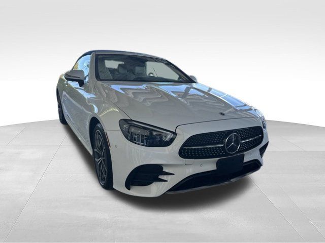 Used 2023 Mercedes-Benz E 450 4MATIC Cabriolet w/ AMG Line image 10
