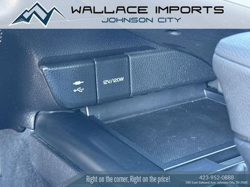 Used 2019 Toyota Camry LE image 16