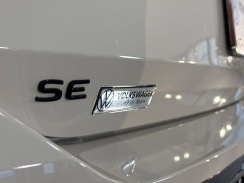 New 2026 Volkswagen Tiguan SE R-Line FWD image 35