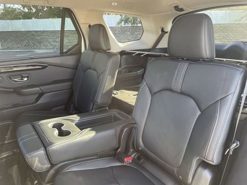 New 2025 Honda Pilot EX-L image 19