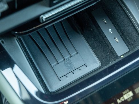 Certified 2024 Porsche Cayenne image 25