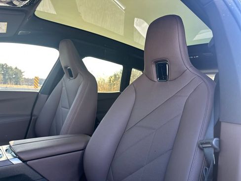 Used 2025 BMW iX M60 image 15
