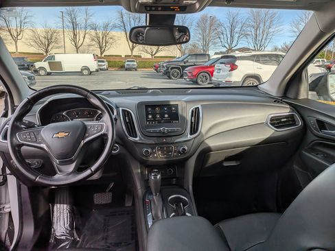 Used 2021 Chevrolet Equinox LT image 19