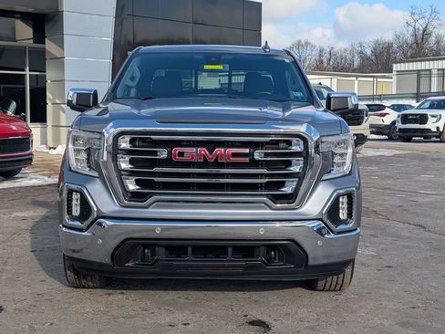 Used 2020 GMC Sierra 1500 SLT w/ SLT Premium Plus Package AWD/4WD image 2