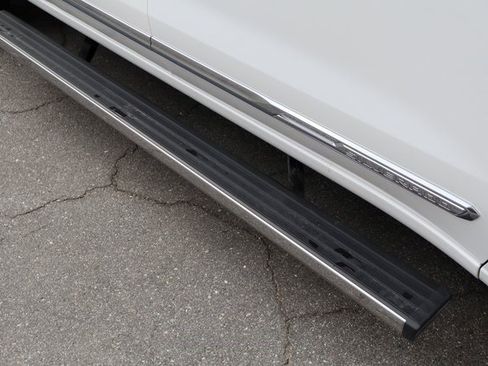 Certified 2024 Chevrolet Silverado 1500 High Country image 8