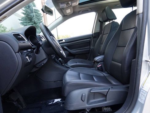 Used 2012 Volkswagen Jetta TDI FWD image 52