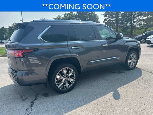 Used 2024 Toyota Sequoia Capstone AWD/4WD image 5