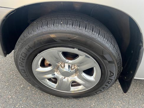 Used 2005 Toyota RAV4 2WD image 23