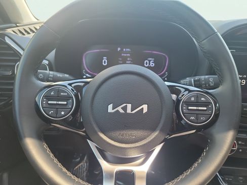 Used 2024 Kia Soul EX w/ Option Group 015 FWD image 26