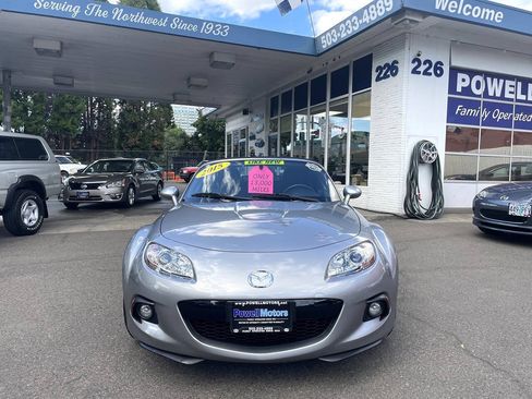 Used 2015 MAZDA MX-5 Miata Sport RWD image 2