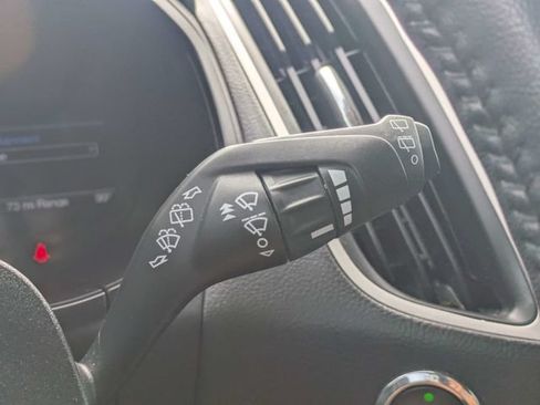 Used 2024 Ford Edge SEL AWD/4WD image 28