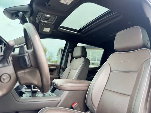Used 2024 GMC Sierra 1500 Denali AWD/4WD image 16
